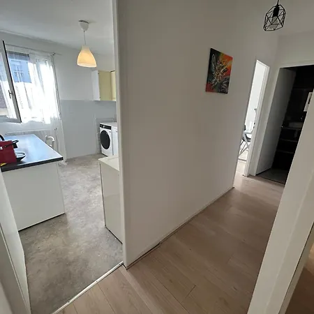 Le Fossie - Grand T2 - Basique Propre Et Fonctionnel Avec Parking Apartment